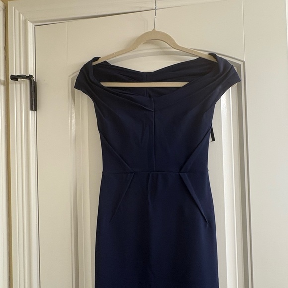 NWT Chiara Boni Dagmara Cap Sleeve Sweetheart Neckline Long Dress Navy Size 2 - Picture 3 of 15